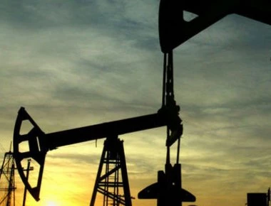Γιατί υποχωρεί η τιμή του πετρελαίου στις διεθνείς αγορές; (φωτο)